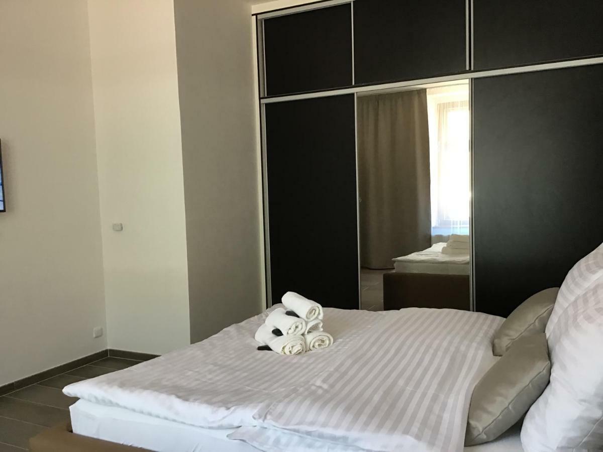 Euro Apartments Lidicka 39 Бърно Екстериор снимка