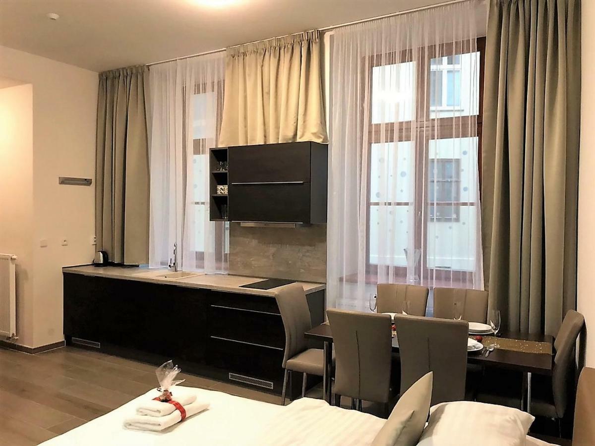 Euro Apartments Lidicka 39 Бърно Екстериор снимка